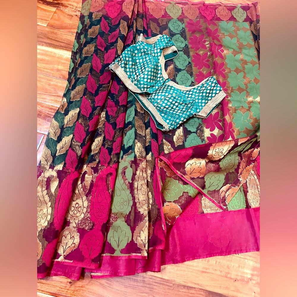 Jamdani saree on net without blouse